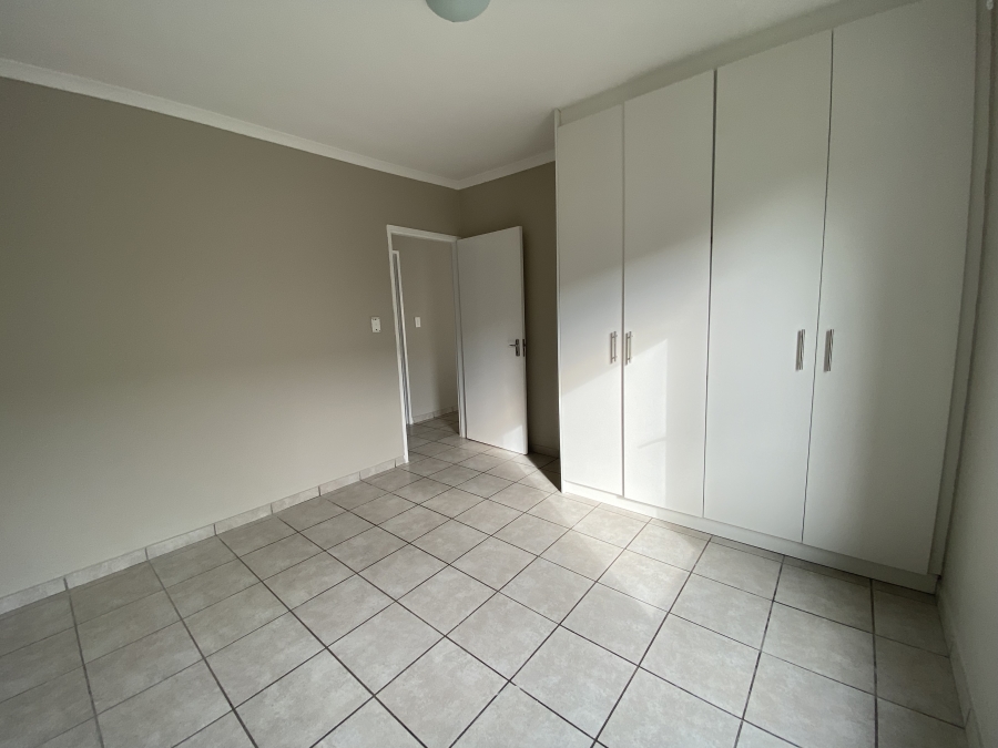 To Let 2 Bedroom Property for Rent in Klein Drakenstein Western Cape